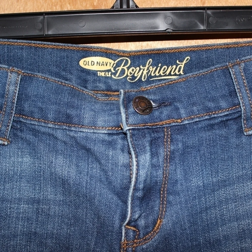 OLD Navy Boyfriend Denim Shorts